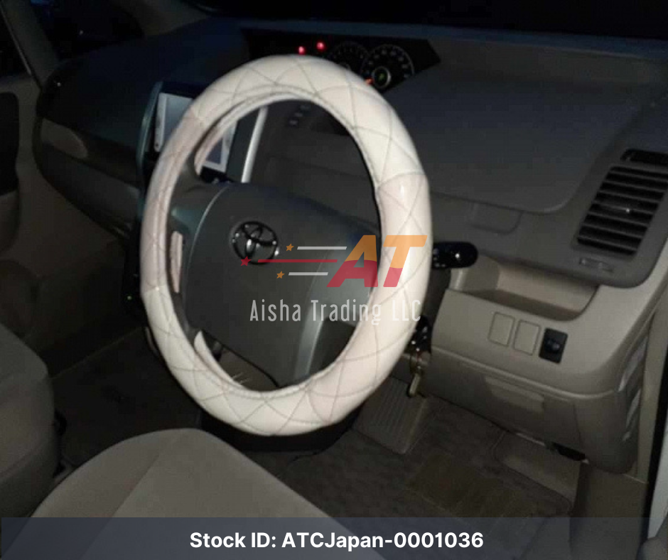 2013 TOYOTA NOAH